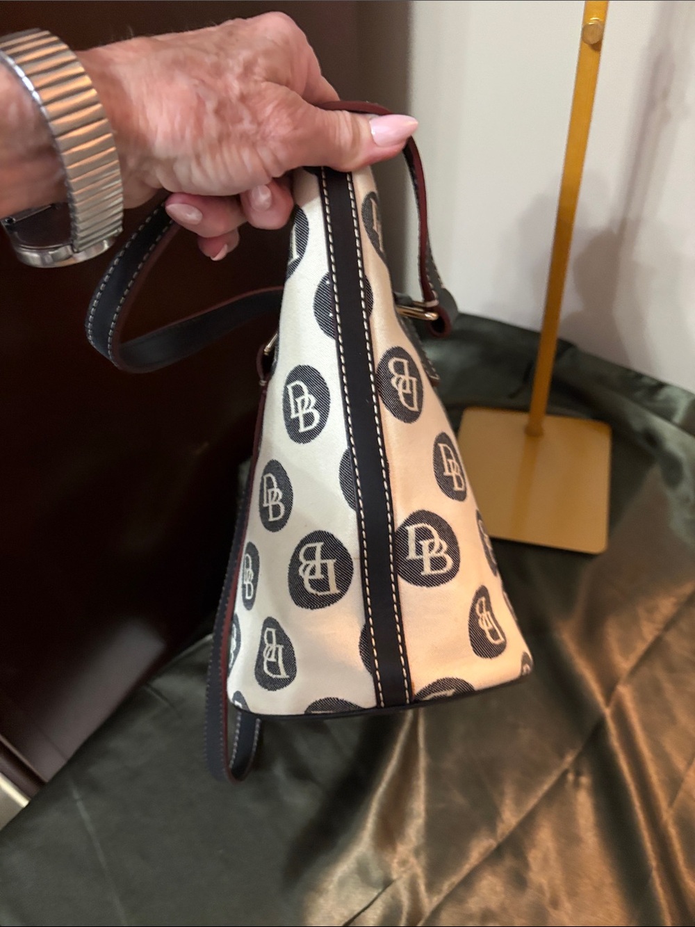 Dooney & Bourke Cream Canvas bucket bag with Black Logo Print - Picture 8 of 13